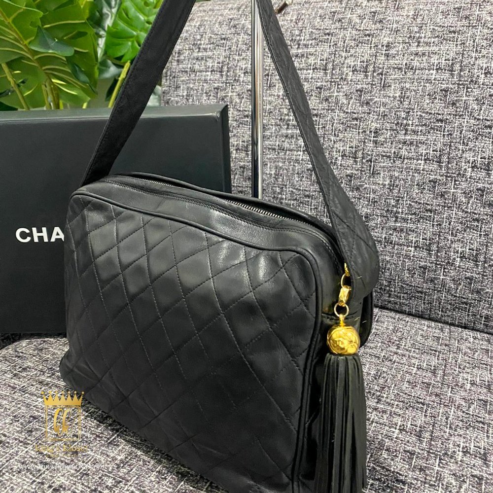 Chanel Vintage 90's Black Caviar Quilted Classic Flap Crossbody Shoulder Bag - Picture 8 of 15
